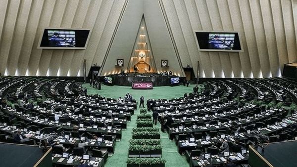 پاسخ میدری به سؤالات نمایندگان 