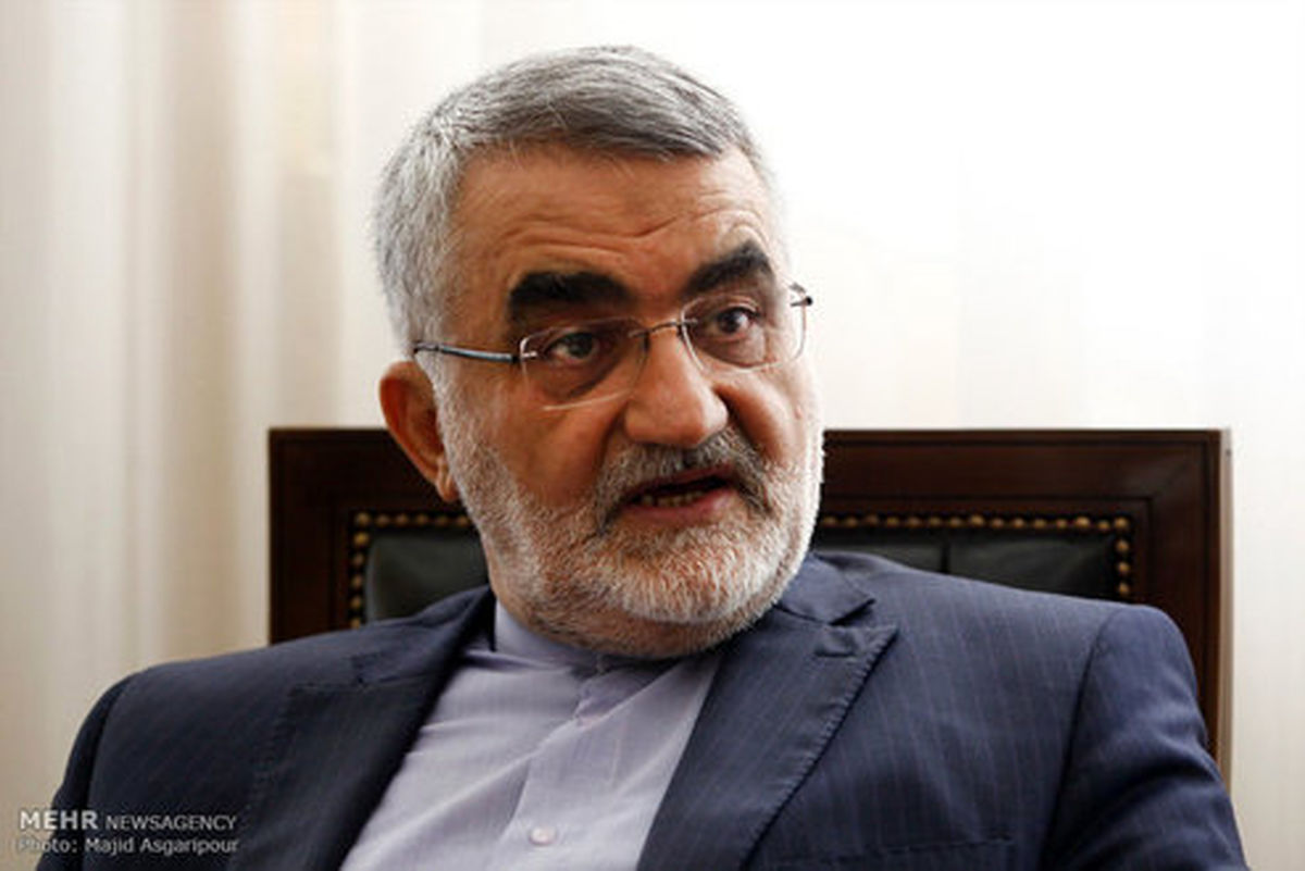 بروجردی: آمریکا به دلیل شکست داعش از سپاه کینه دارد