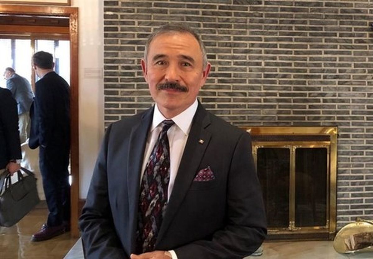 سبیل سفیر آمریکا در کره جنوبی جنجالی شد +عکس