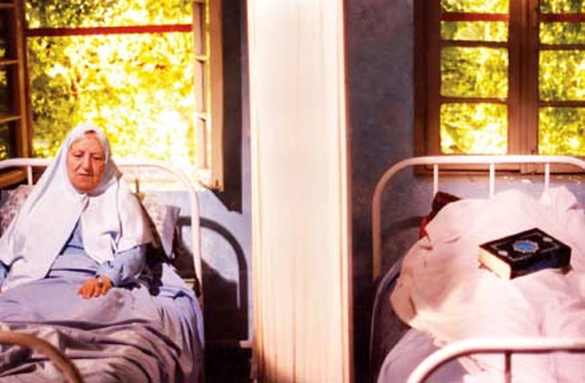 «مادر» خانه خراب شد... /عکس