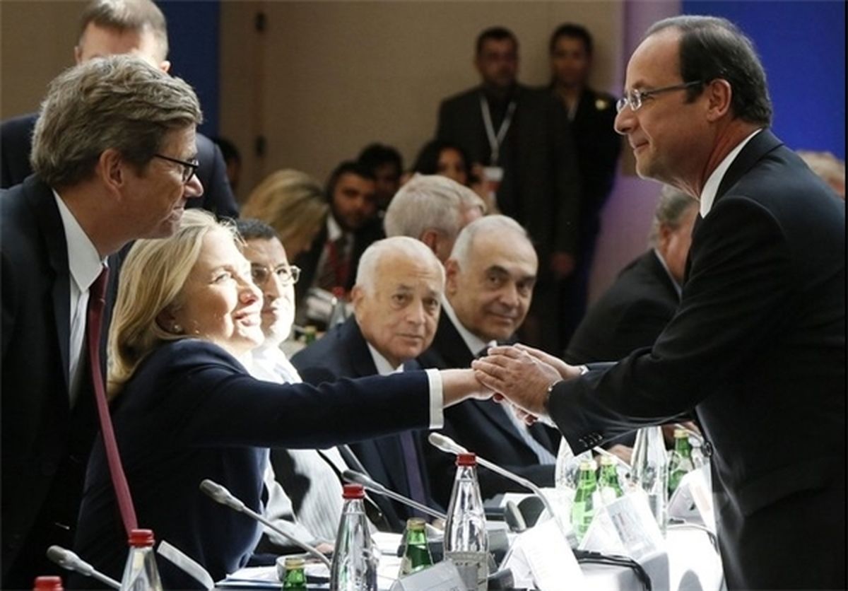 وقتی رئیس جمهور فرانسه تحقیر شد/عکس