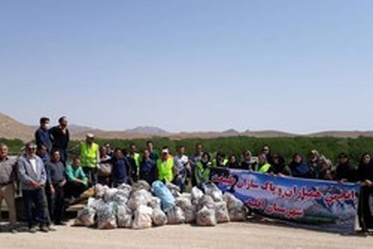 دانش آموزان آبدانانی روزنامه محیط زیستی نوشتند +تصاویر