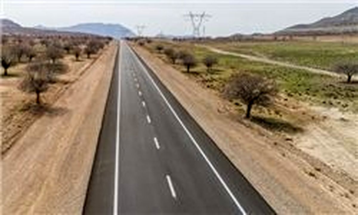 تهران از طریق بزرگراه به عراق، سوریه و لبنان وصل می‌شود