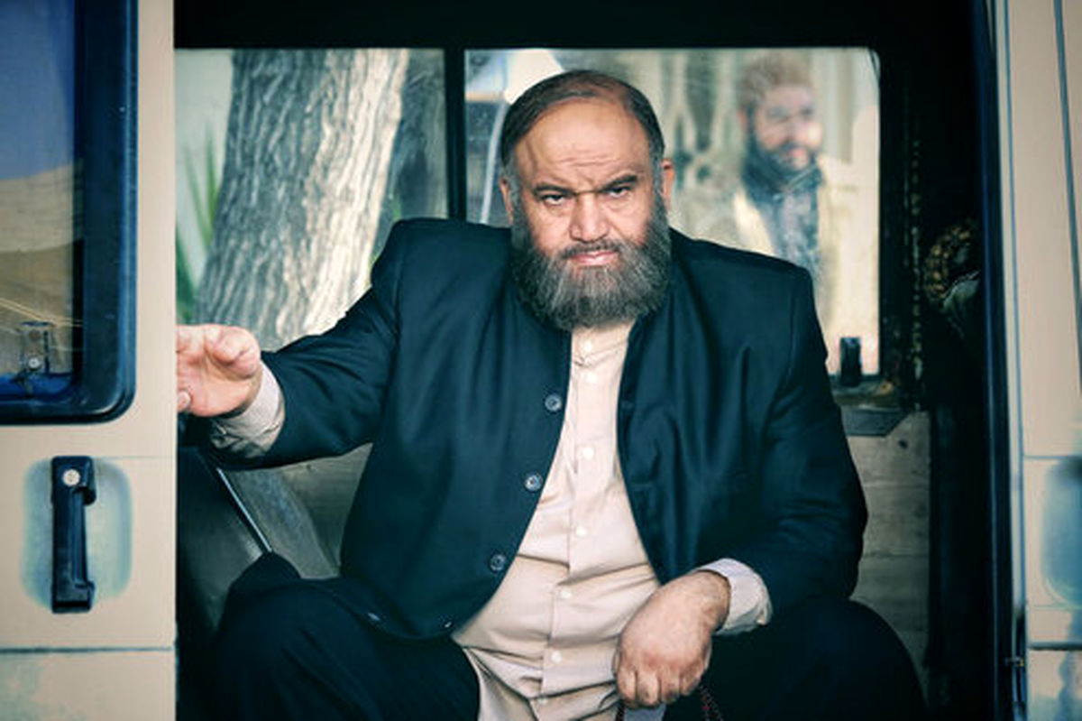 گریم متفاوت و عجیب نادر سلیمانی در «گیجگاه» +عکس