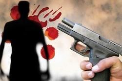 خودزنی سارق در مقابل پلیس برای فرار از دستگیری