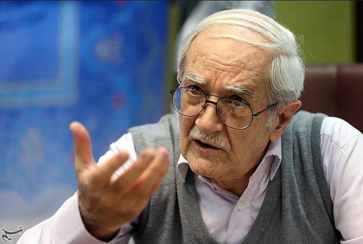 ۶۰ درصد حقوق‌بگیر‌ها زیر خط فقر هستند/ دلار برای کالا‌های غیراساسی باید ۲۰ هزار تومان باشد