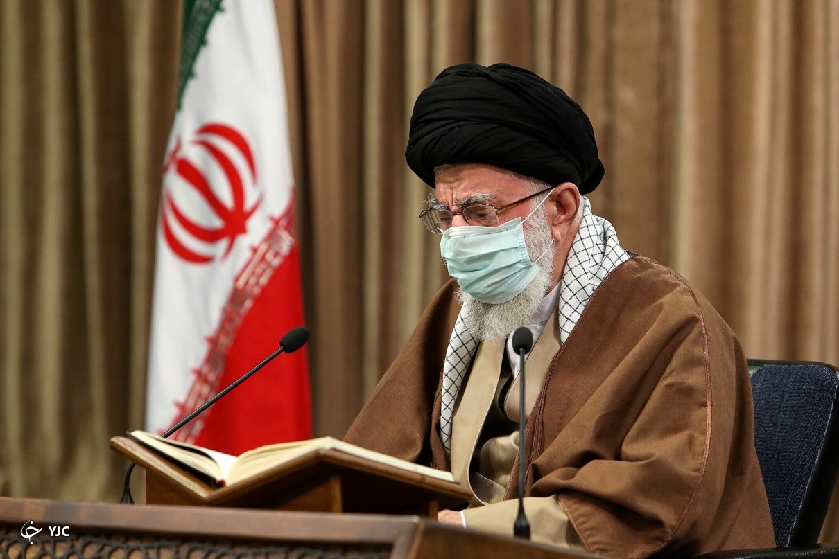 تصاویر: حضور رهبر انقلاب در مراسم انس با قرآن کریم