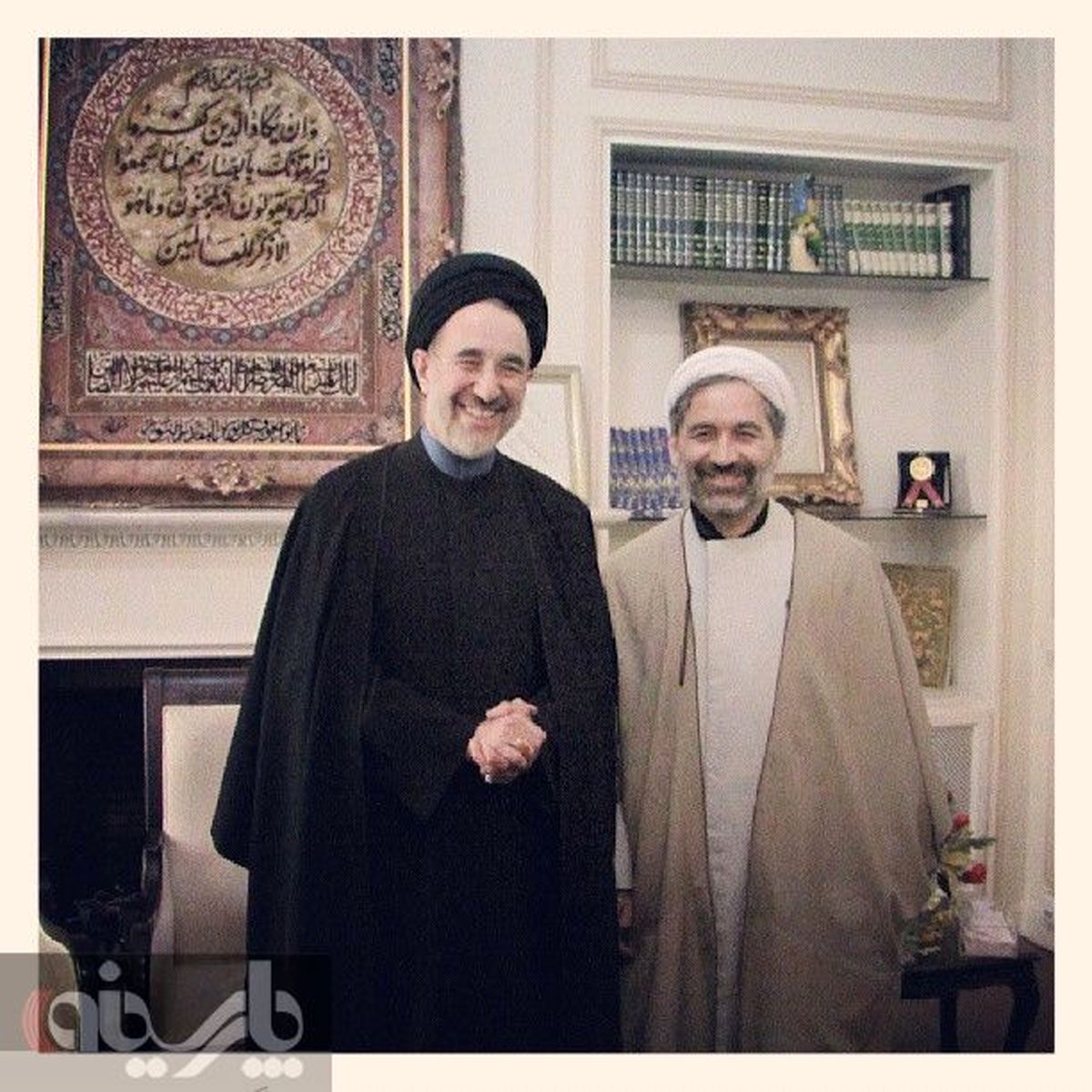 عکس/ خاتمی در دفترش