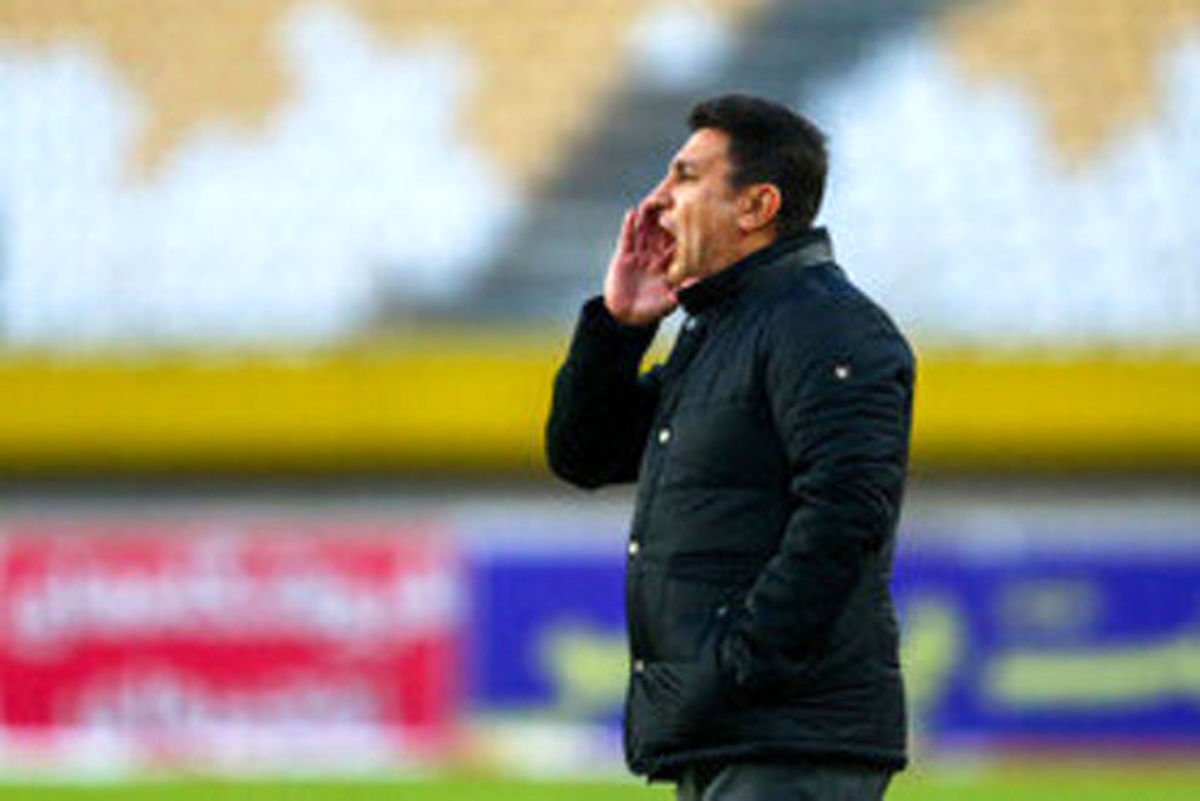 قلعه نویی: یک ارسال پفکی تبدیل به پنالتی شد/ آیا ما انسان نیستیم؟