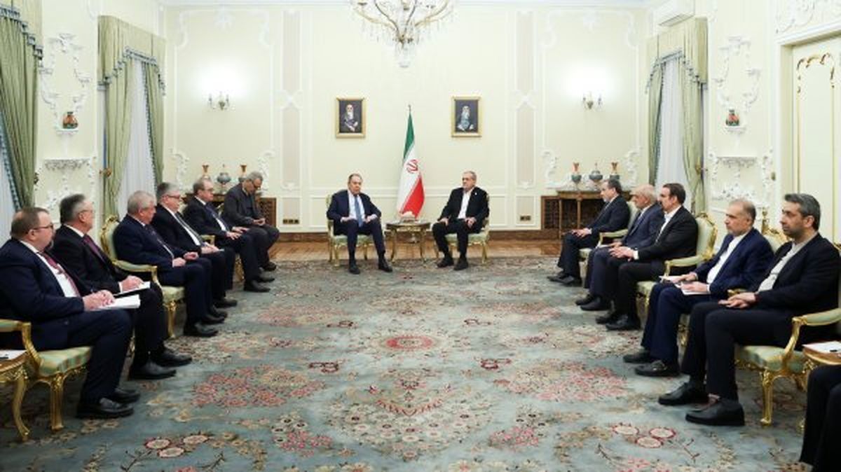 رئیسجمهور: مصمم به تقویت روابط تهران ـ مسکو هستیم