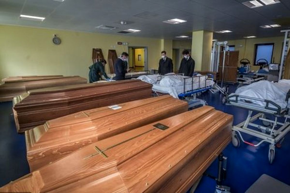 اخبار کرونا در اروپا/سرریز اجساد در یکی از شهرهای ایتالیا